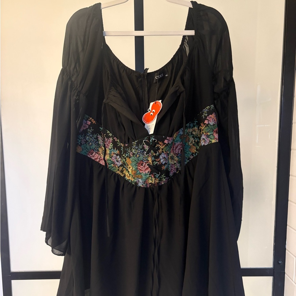 Plus Size Cider Black Floral Long Sleeve Dress